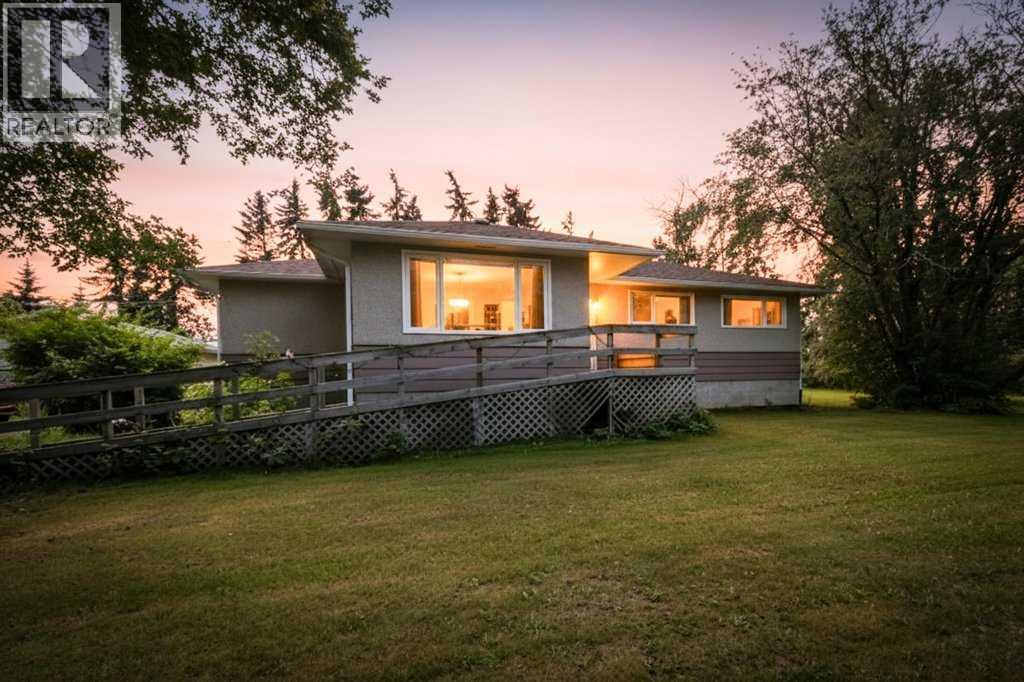 23403 Township Road 374, Rural Red Deer County, Alberta, T0M0V0