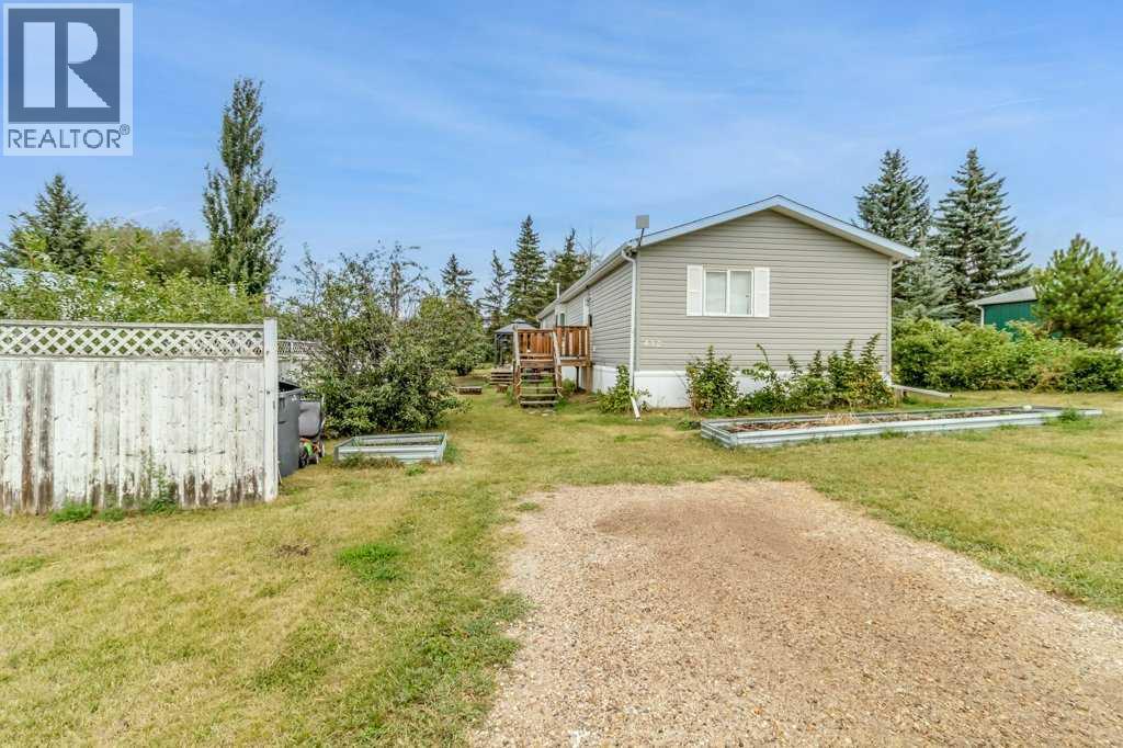 Listing photo – 432 3 Avenue, Elnora