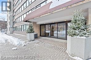 #805 120 DUKE Street - 2