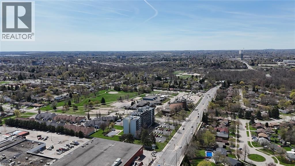 #604 24 MIDLAND Drive - Image 40