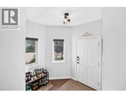 Kitchen - 32 Meadowpark Place, Carstairs, AB T0M0N0 Photo 22