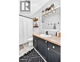 32 Meadowpark Place, Carstairs, AB T0M0N0 Photo 35