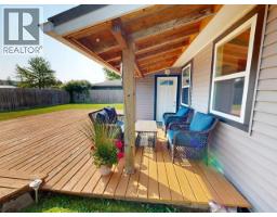 6938 Courtenay Street, Powell River, BC V8A1X7 Photo 17