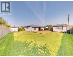 6938 Courtenay Street, Powell River, BC V8A1X7 Photo 20