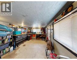 6938 Courtenay Street, Powell River, BC V8A1X7 Photo 24