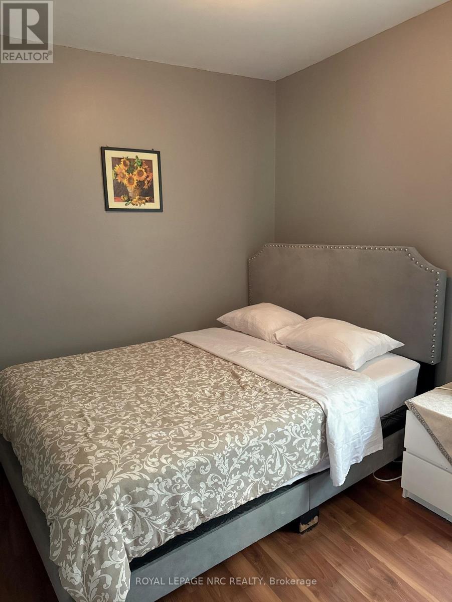 4148 VICTORIA AVENUE - 11