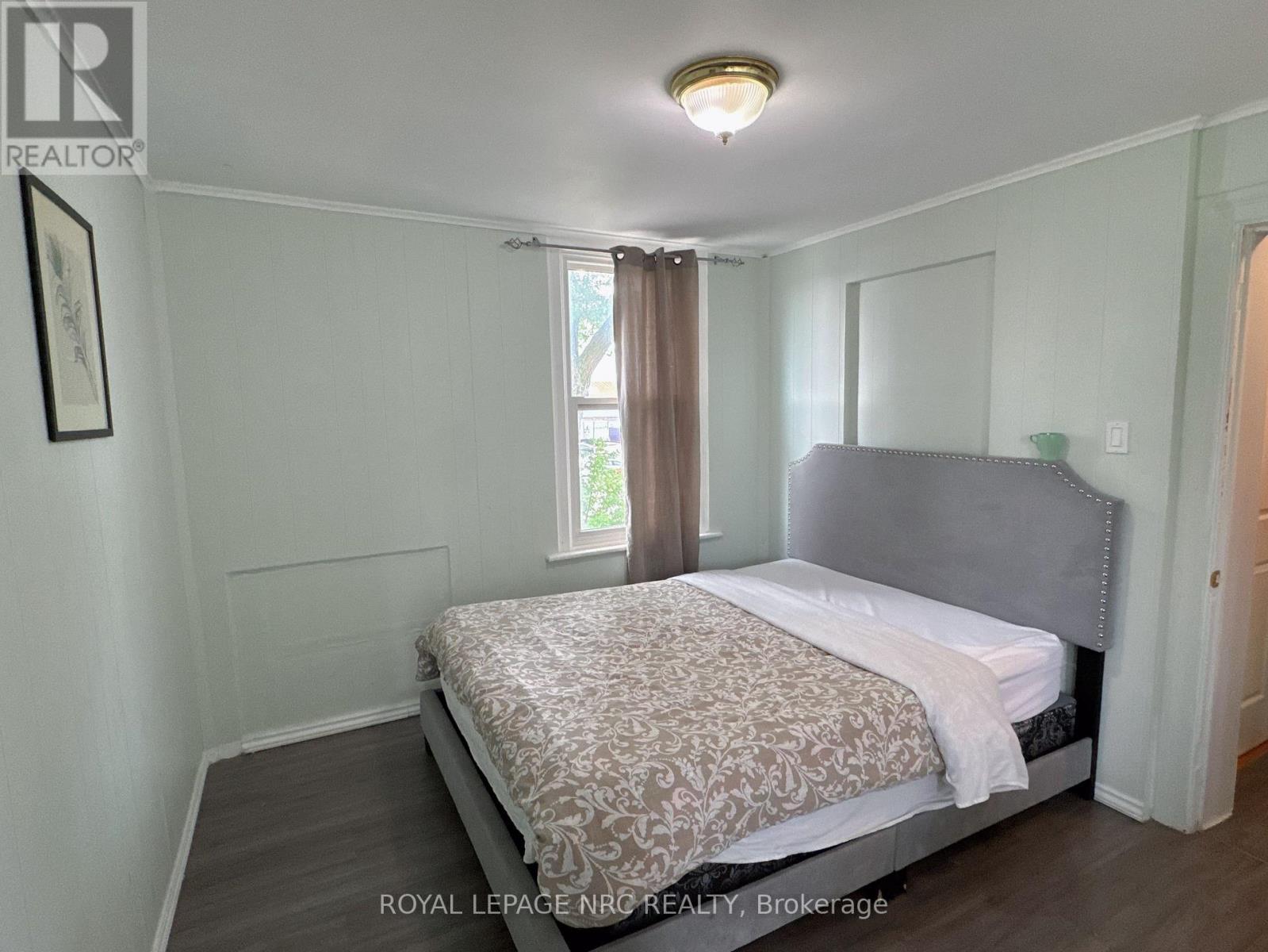 4148 VICTORIA AVENUE - 9