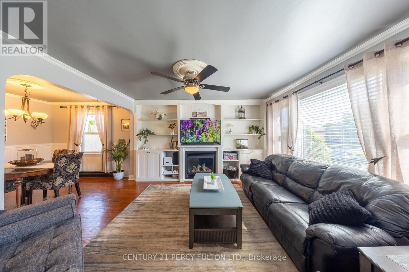816 SIMCOE STREET N - Image 6
