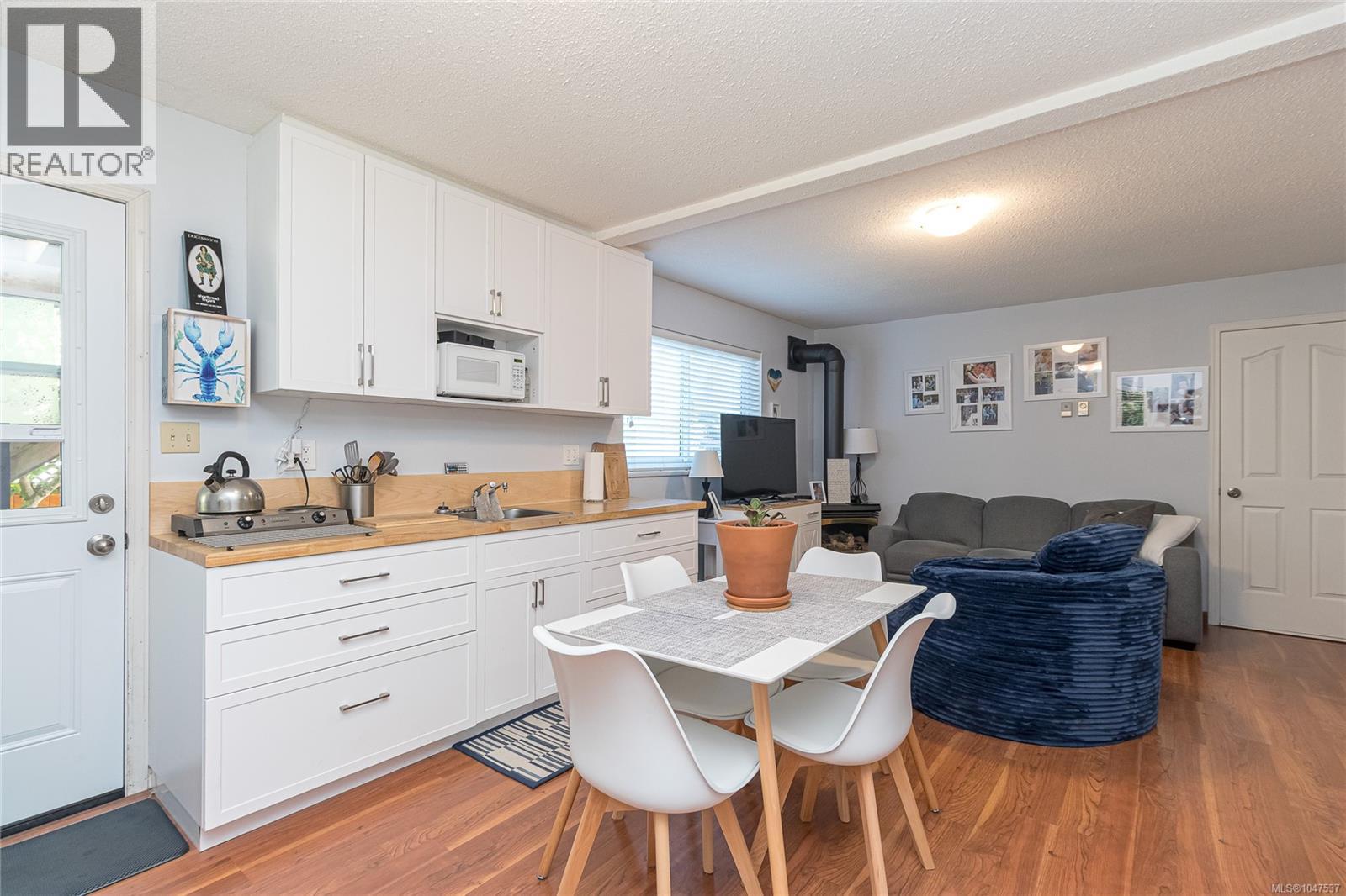 6736 Rhodonite Dr - Image 23