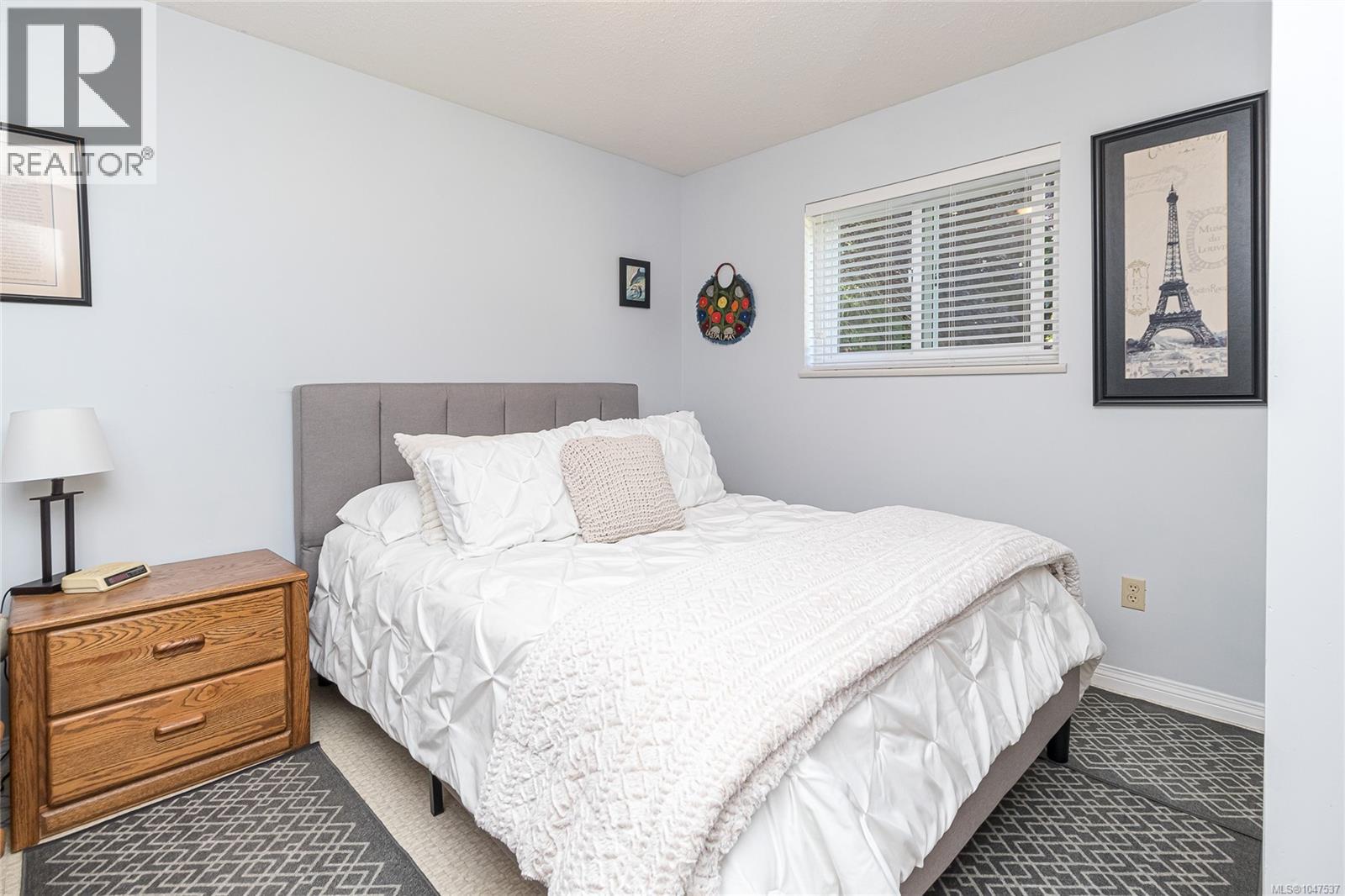 6736 Rhodonite Dr - 28