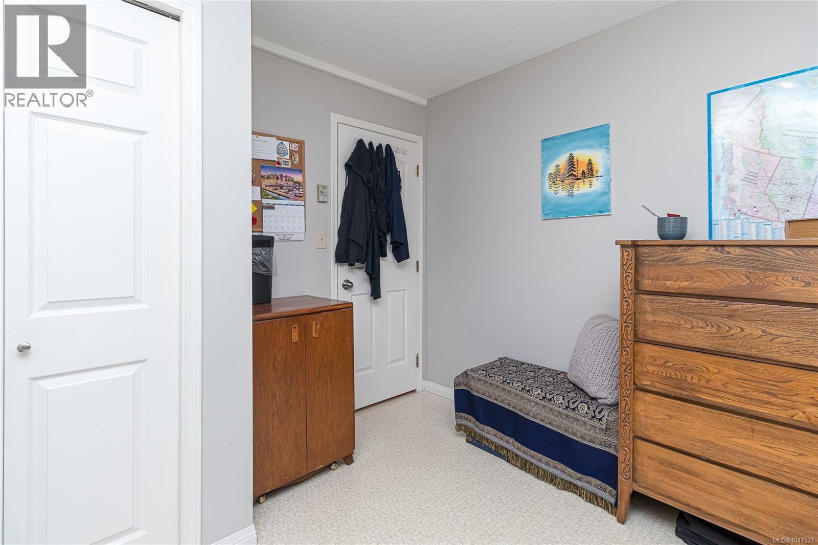 6736 Rhodonite Dr - Image 31