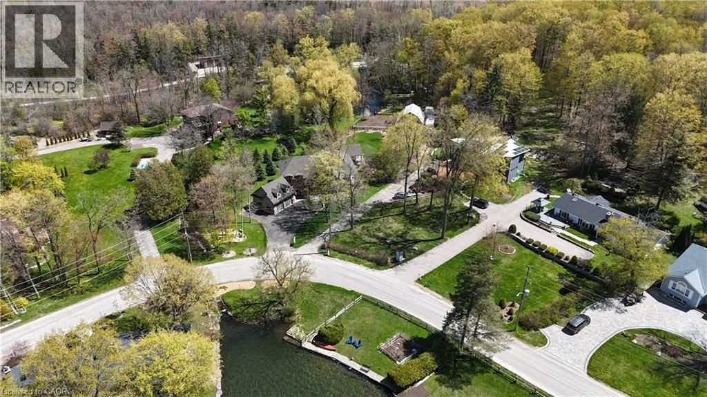 2073 MAPLEWOOD Road - Image 45