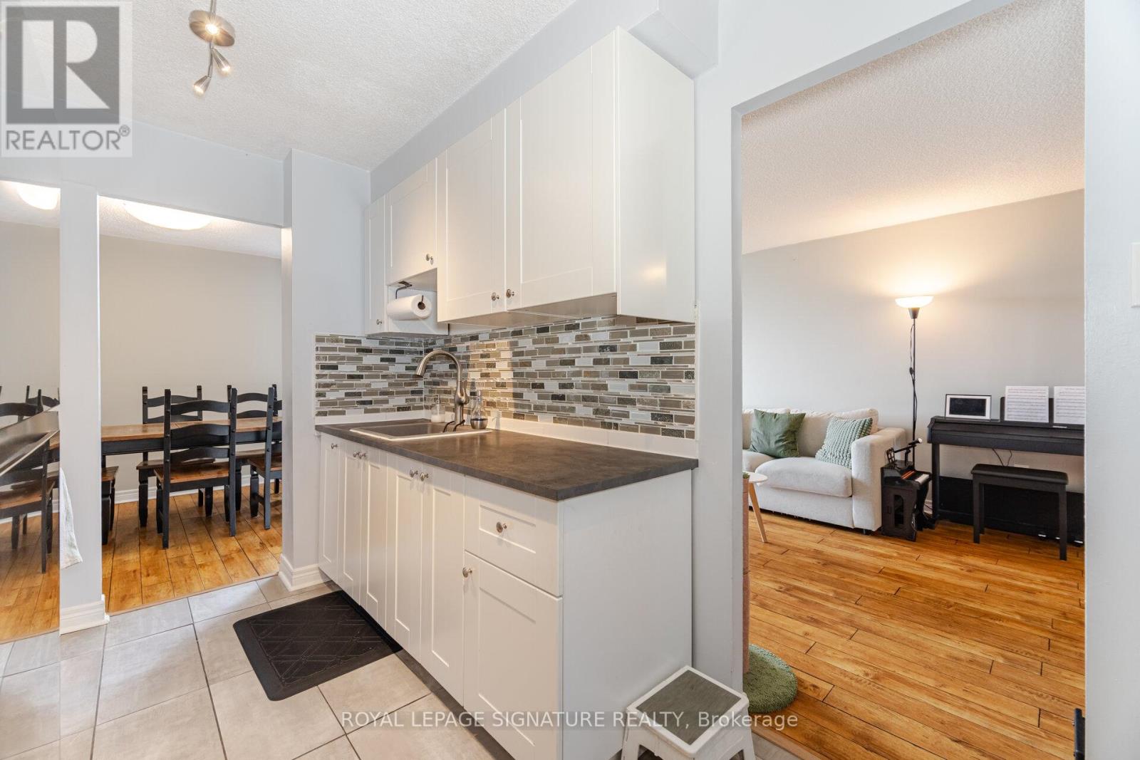 #1003 3170 KIRWIN AVENUE - 19