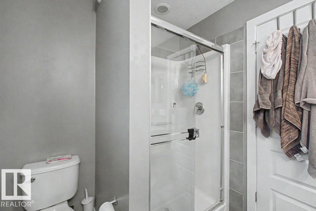 7403 179 AV NW - 19