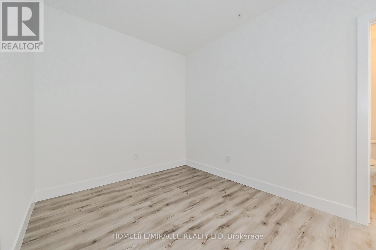 #T5 1101 LACKNER PLACE - Image 28