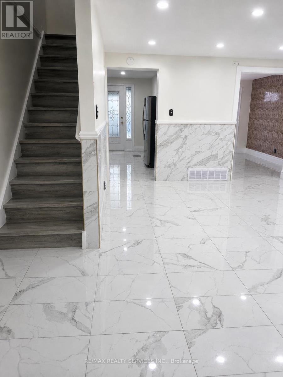 238 LINDEN DRIVE - 4