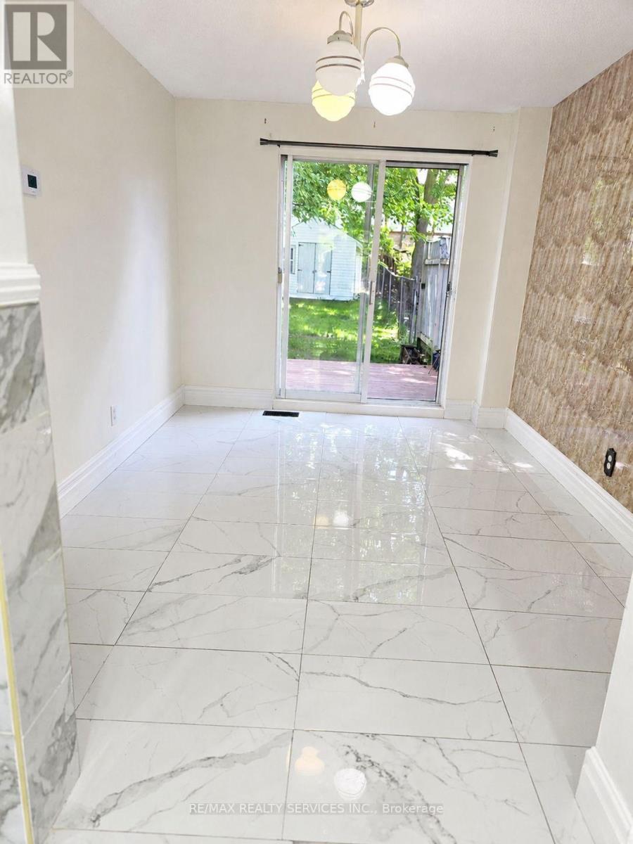 238 LINDEN DRIVE - 8