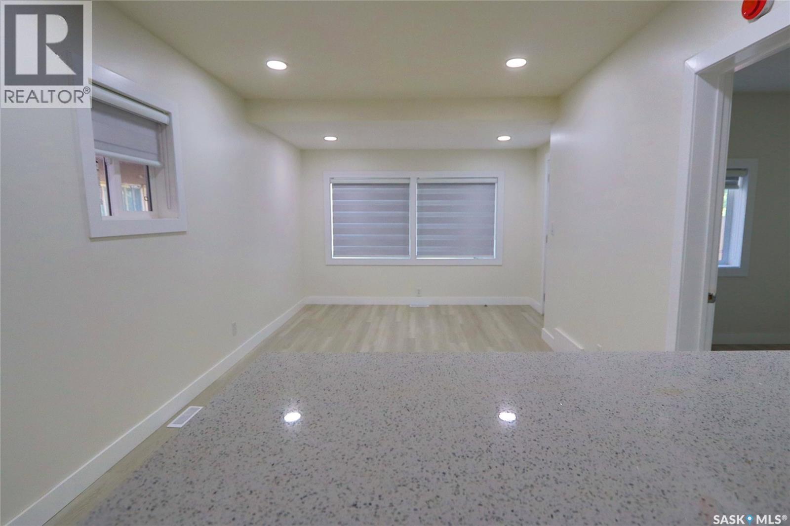 2039 WALLACE STREET - 3