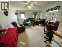 48 Mobile Drive Ne, Three Hills, AB T0M2A0 Photo 10