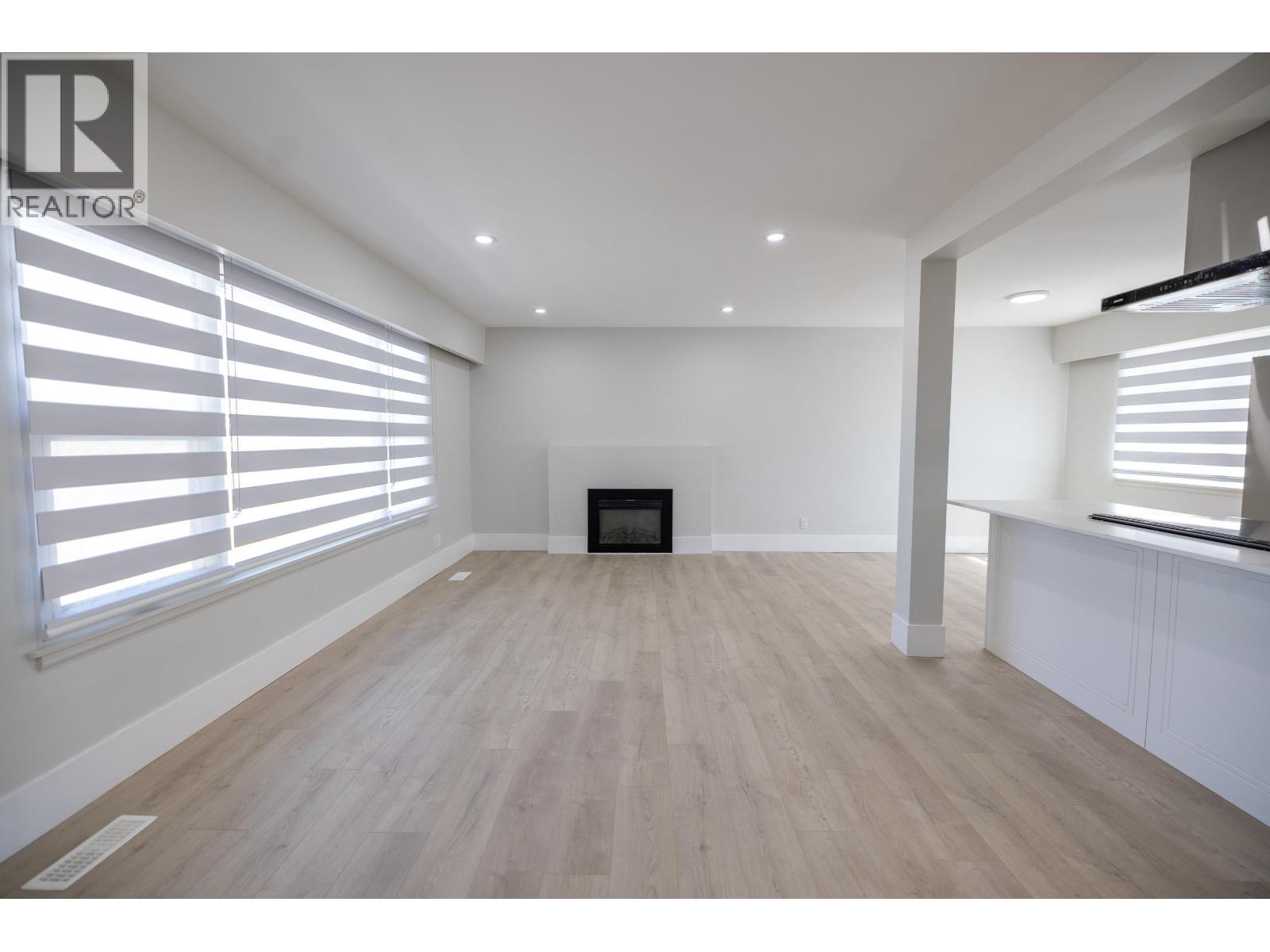 1558 CARNEY STREET - 3