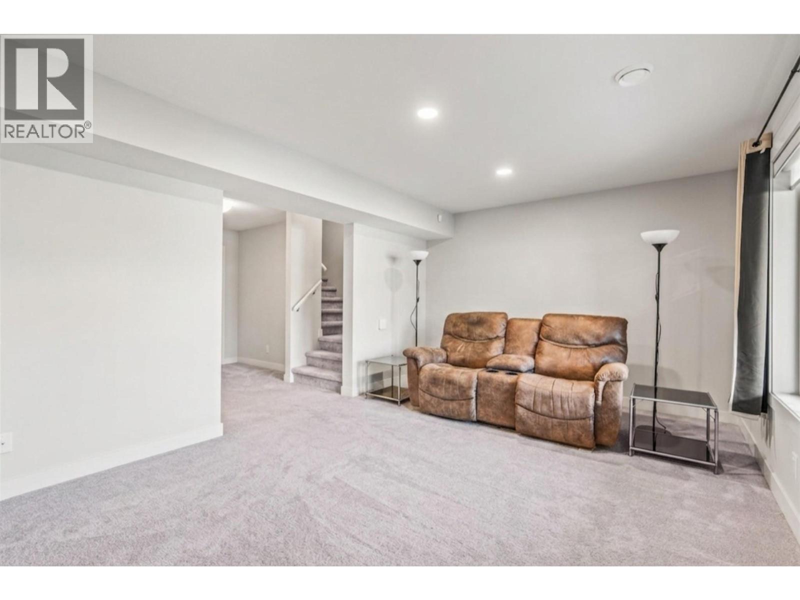 #5 4600 Okanagan Avenue - Image 33