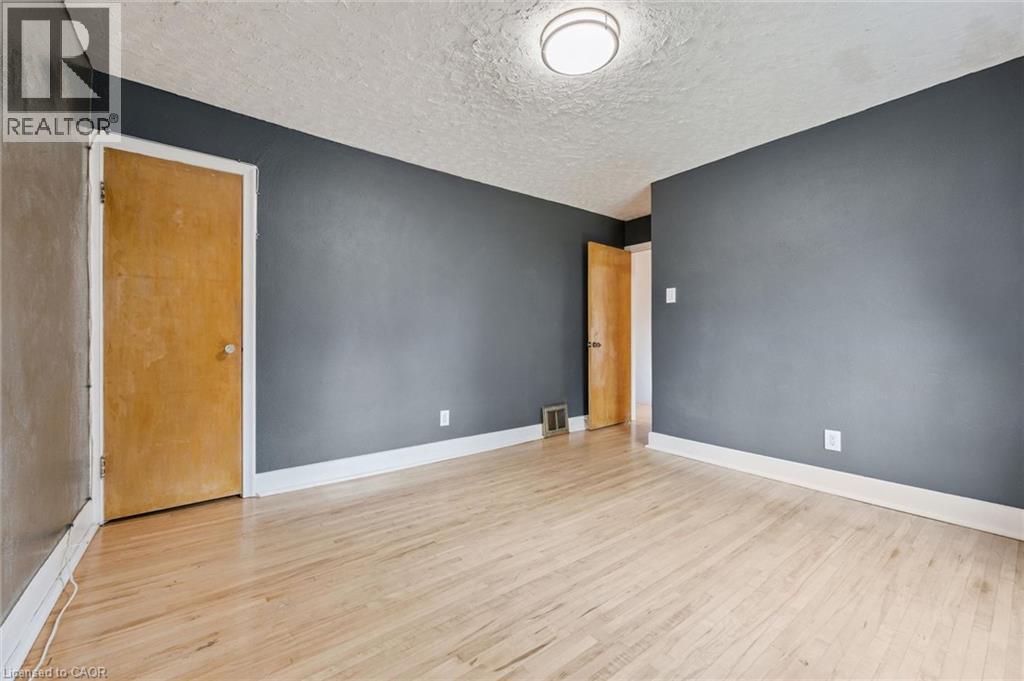 228 WATERLOO Street - Image 21