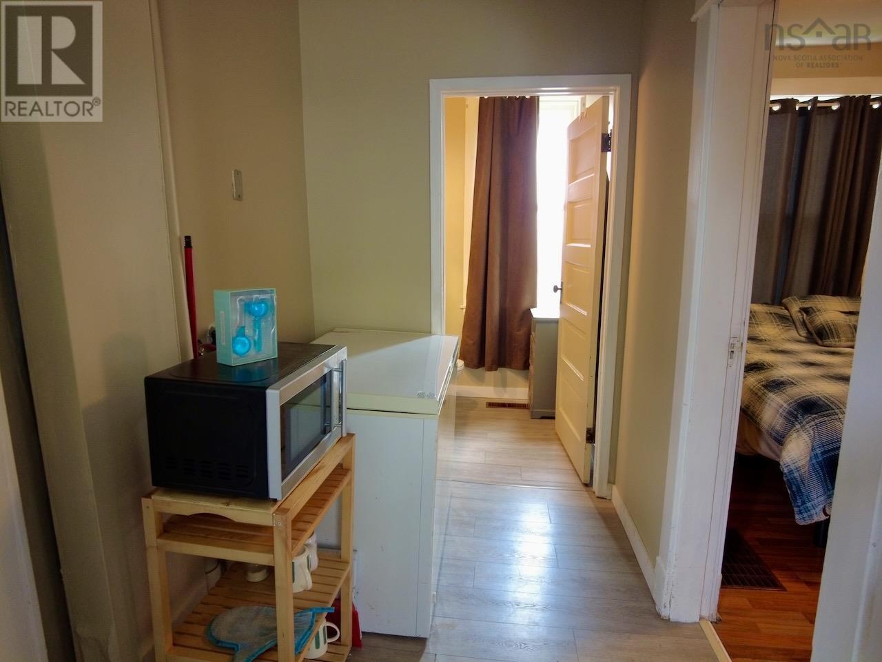 Property 22 of 35 of 54 Prince Arthur Street