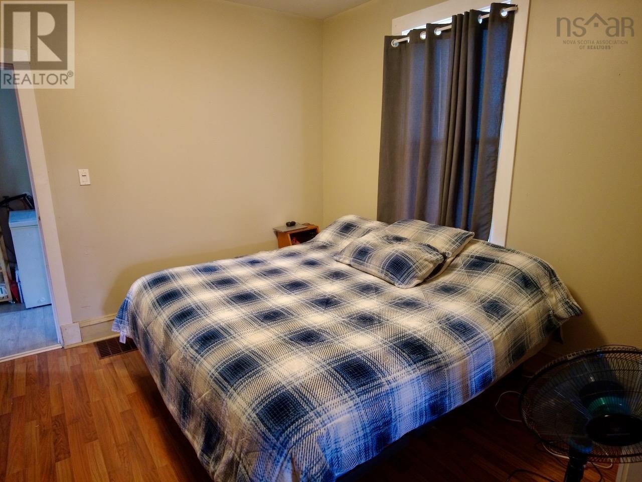 Property 27 of 35 of 54 Prince Arthur Street
