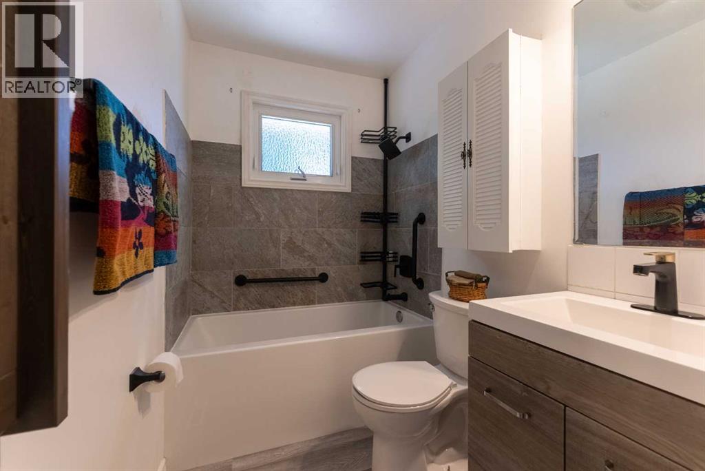 2206 5A Avenue N - Image 14