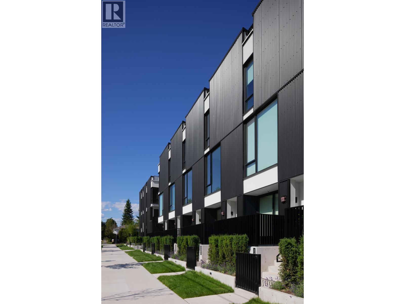 151 2451 N GRANDVIEW HIGHWAY