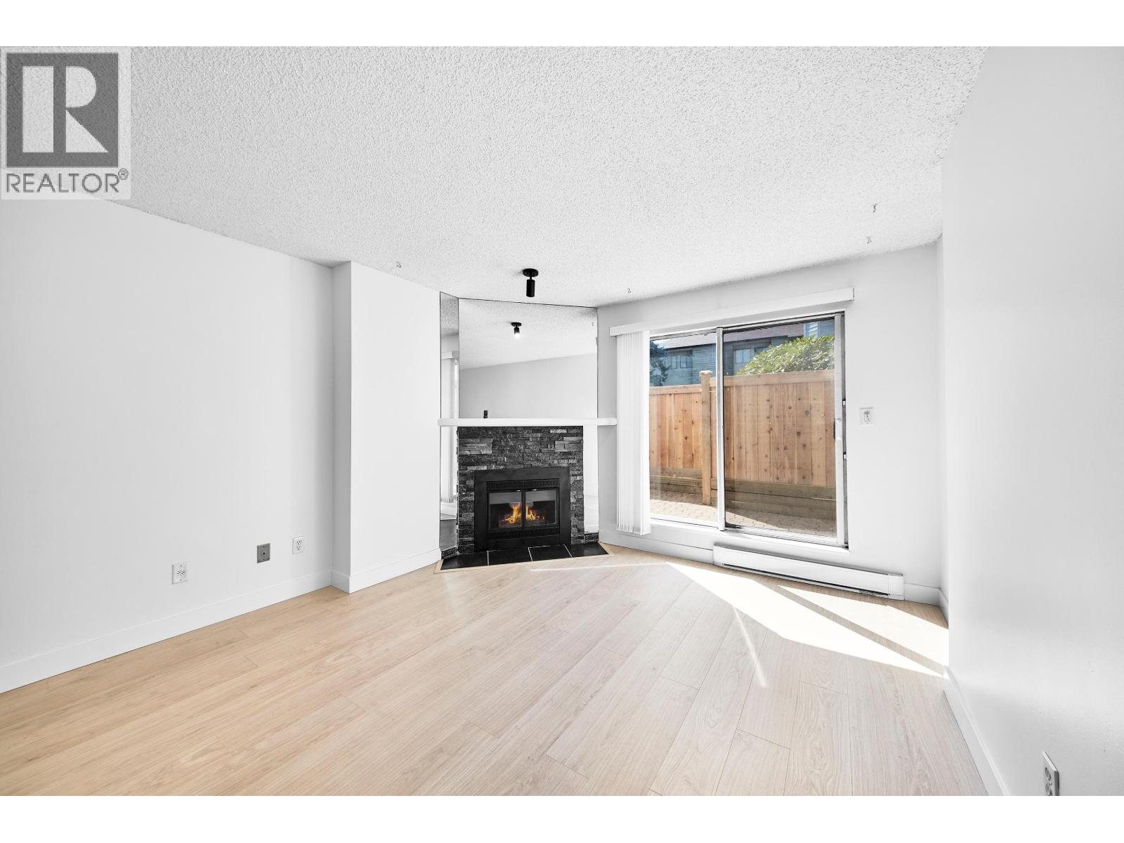 111 8700 WESTMINSTER HIGHWAY — photo 4