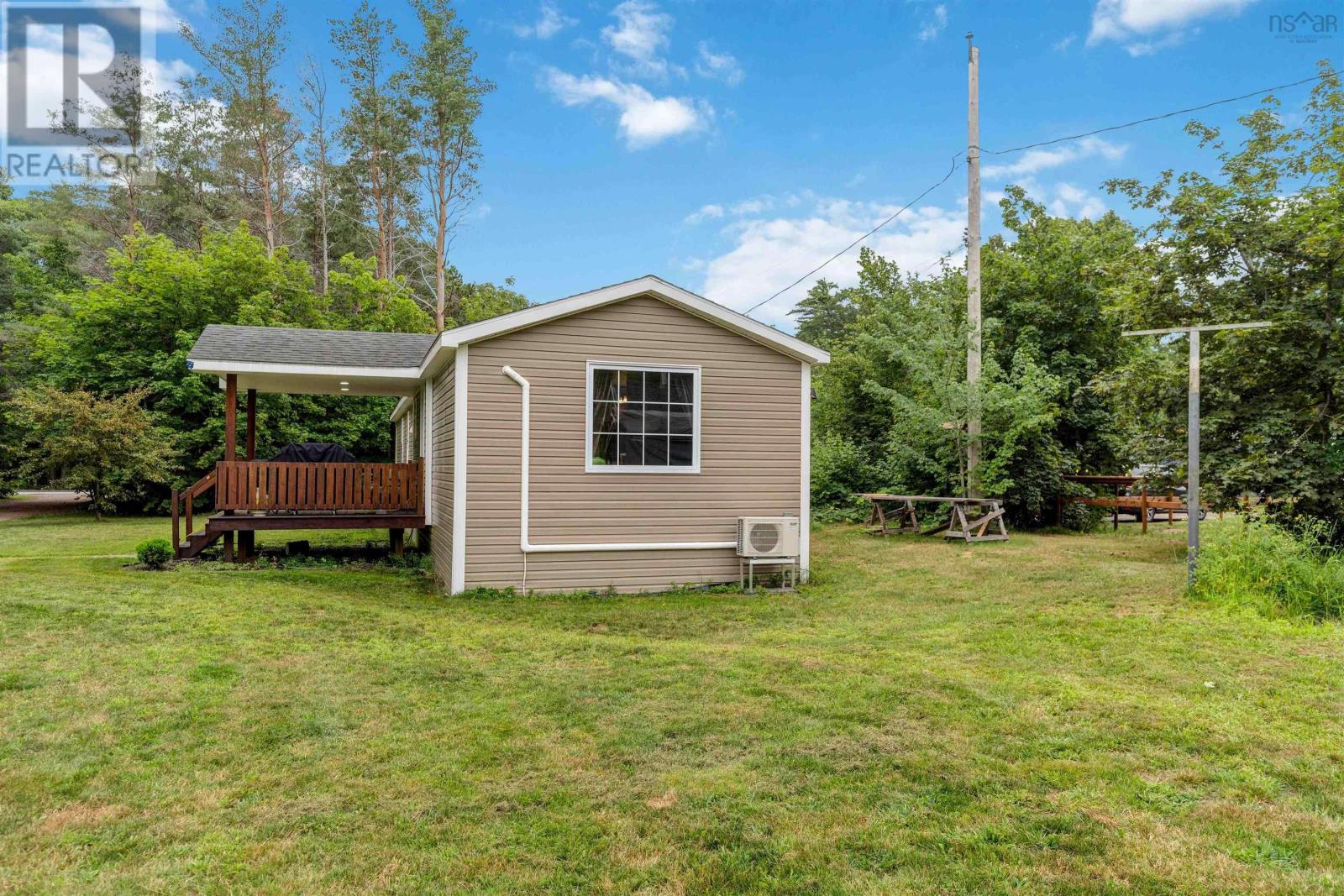 Property 20 of 22 of 14581 Highway 1
