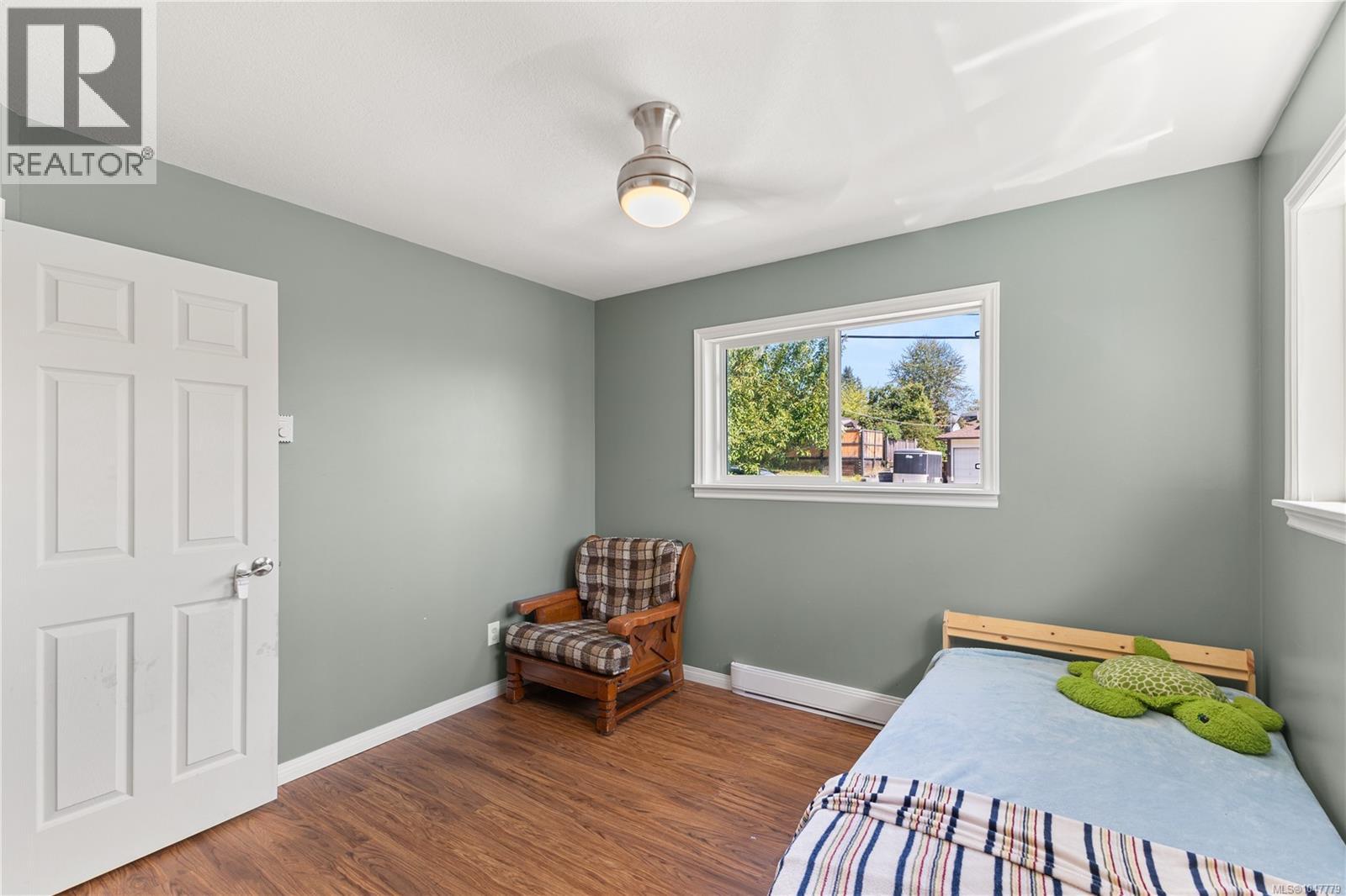 848 Superior Dr - Image 15