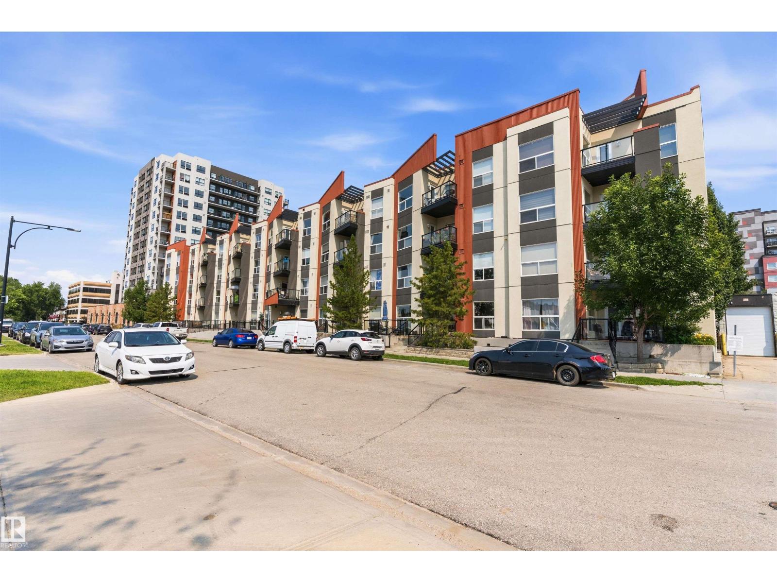 #109 10523 123 St NW photo 3 — MLS® E4500893