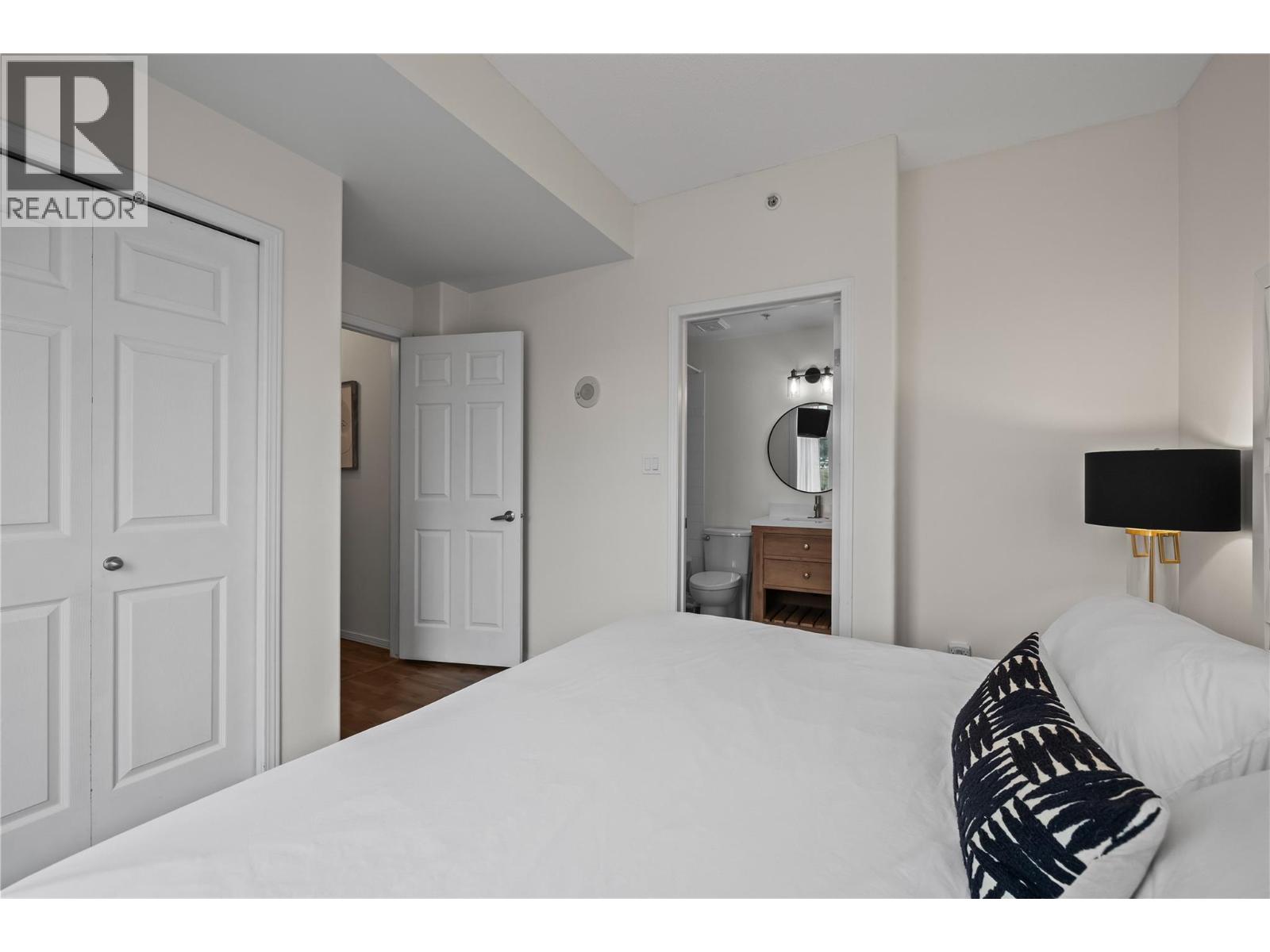 1404 1128 Sunset Drive, Kelowna