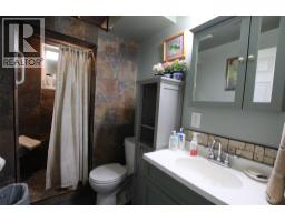 40/48 Kinuseo Place, Tumbler Ridge, BC V0C2W0 Photo 16