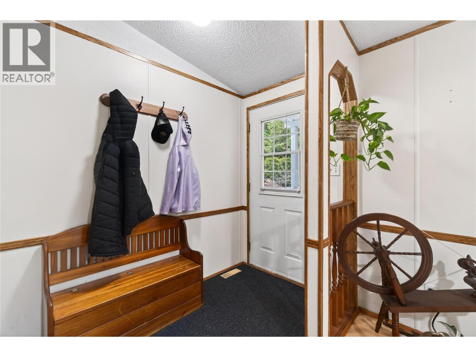 19 West Poirier Road - 4