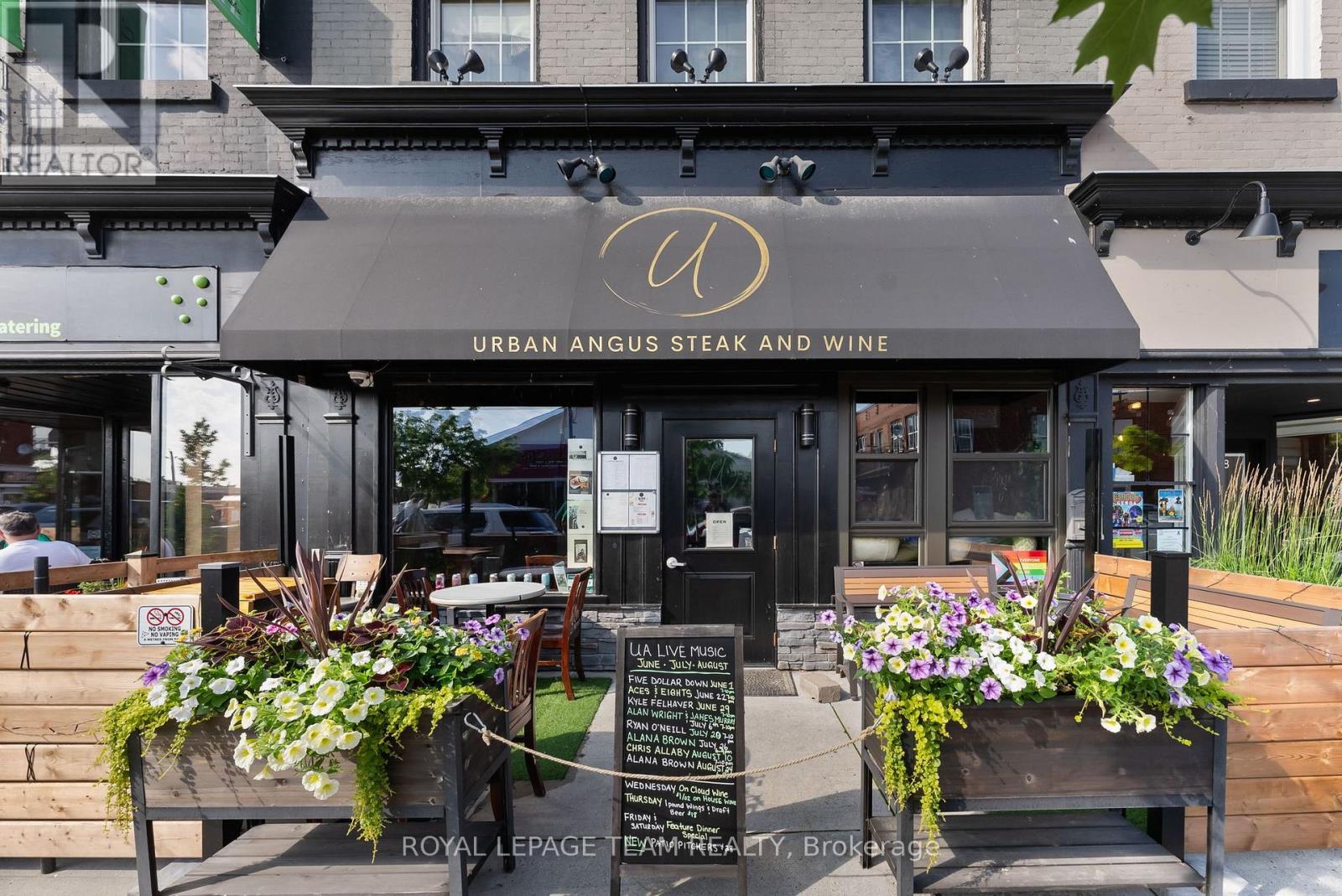 26 ELGIN STREET W