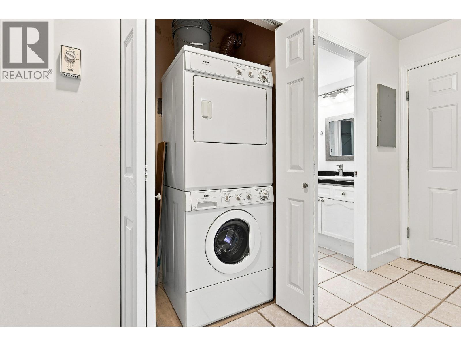 326 301 MAUDE ROAD, Port Moody