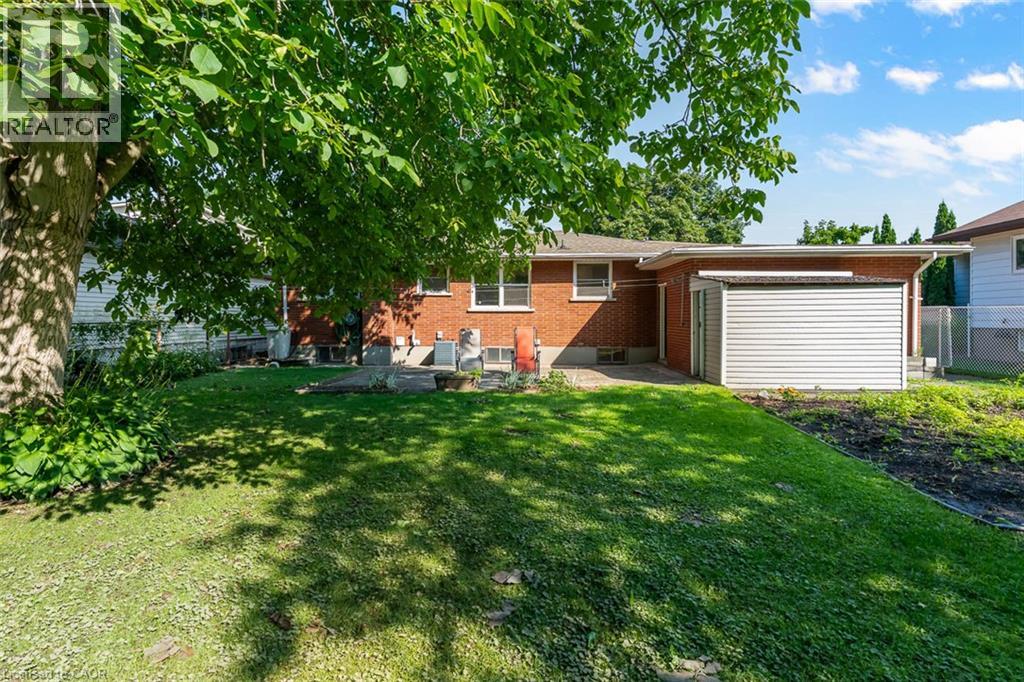186A LAKESHORE Road - Image 33