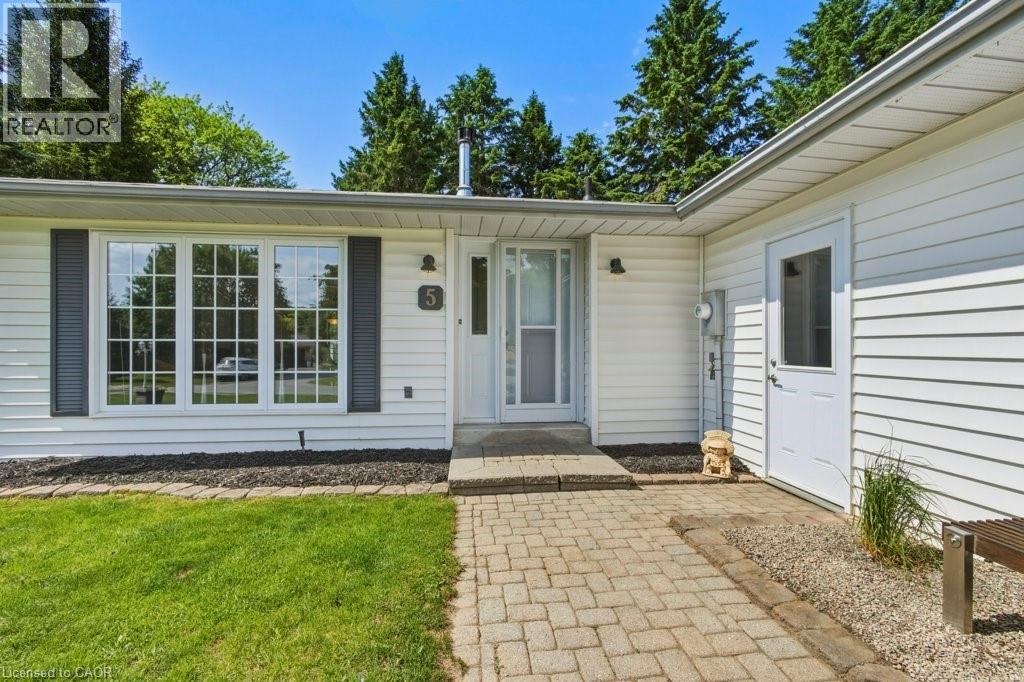 5 CEDAR Court - 22