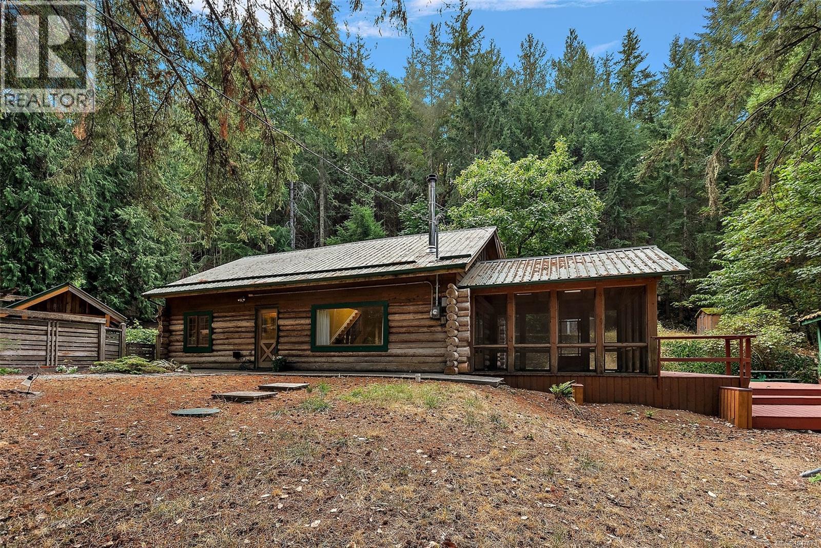 135 Fairway Dr - Image 4