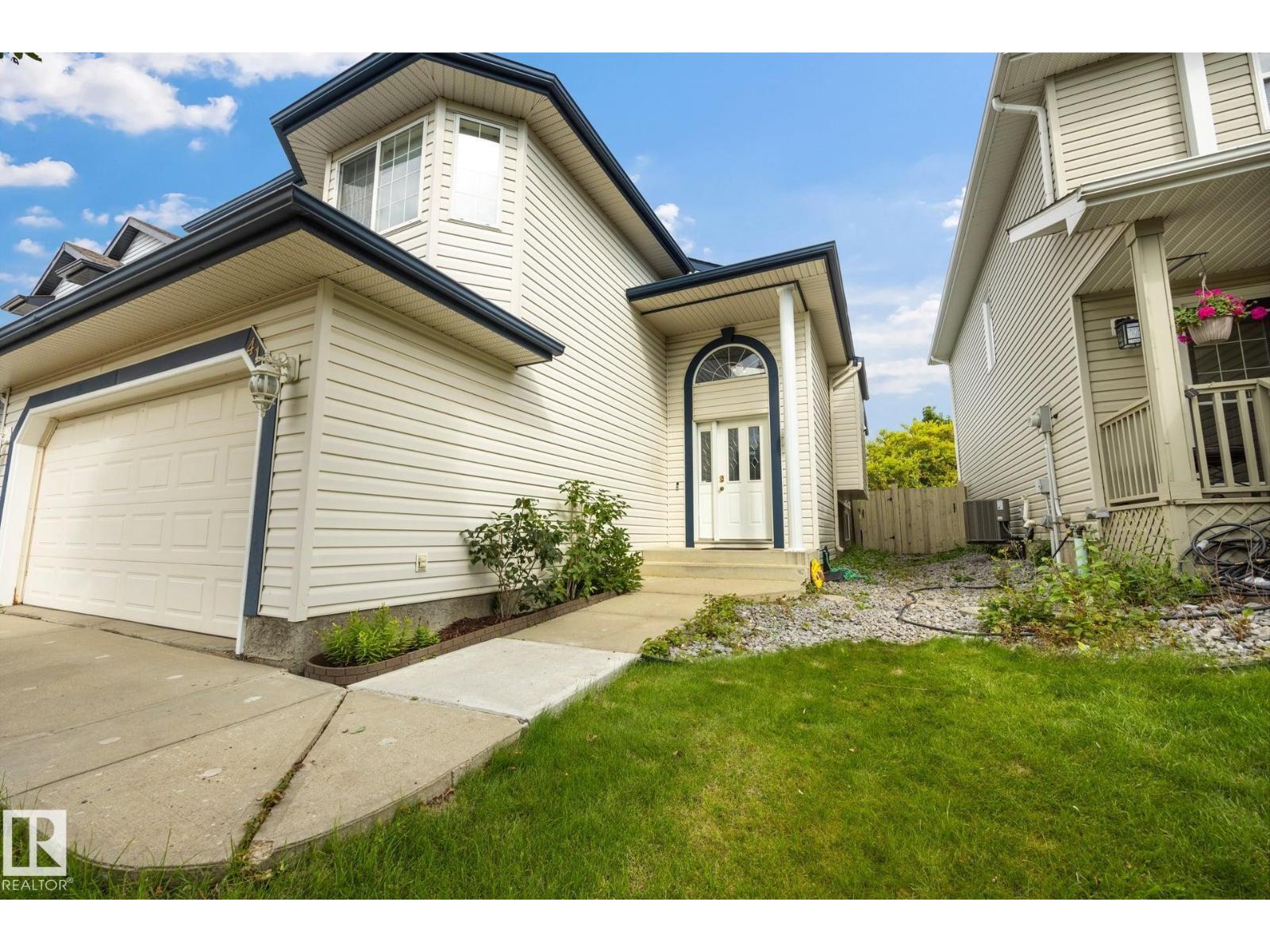 411 86 St SW photo 2 — MLS® E4505516