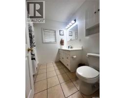 Bedroom - 135 5th Avenue Se, Swift Current, SK S9H3M8 Photo 10