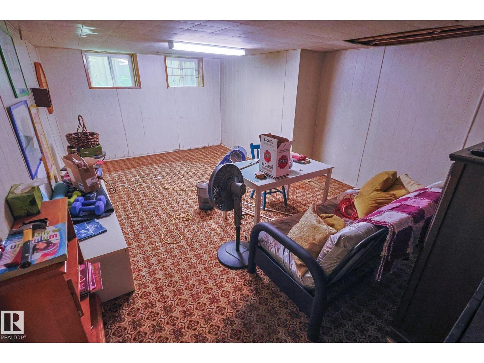 11739 129 ST NW - 16