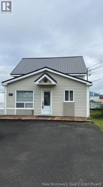 87 Vanier Street - Image 4