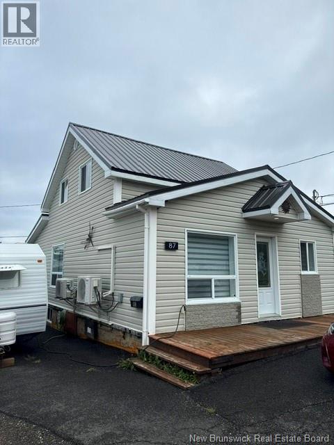 87 Vanier Street - 2