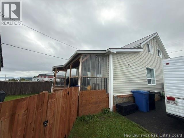 87 Vanier Street - 35