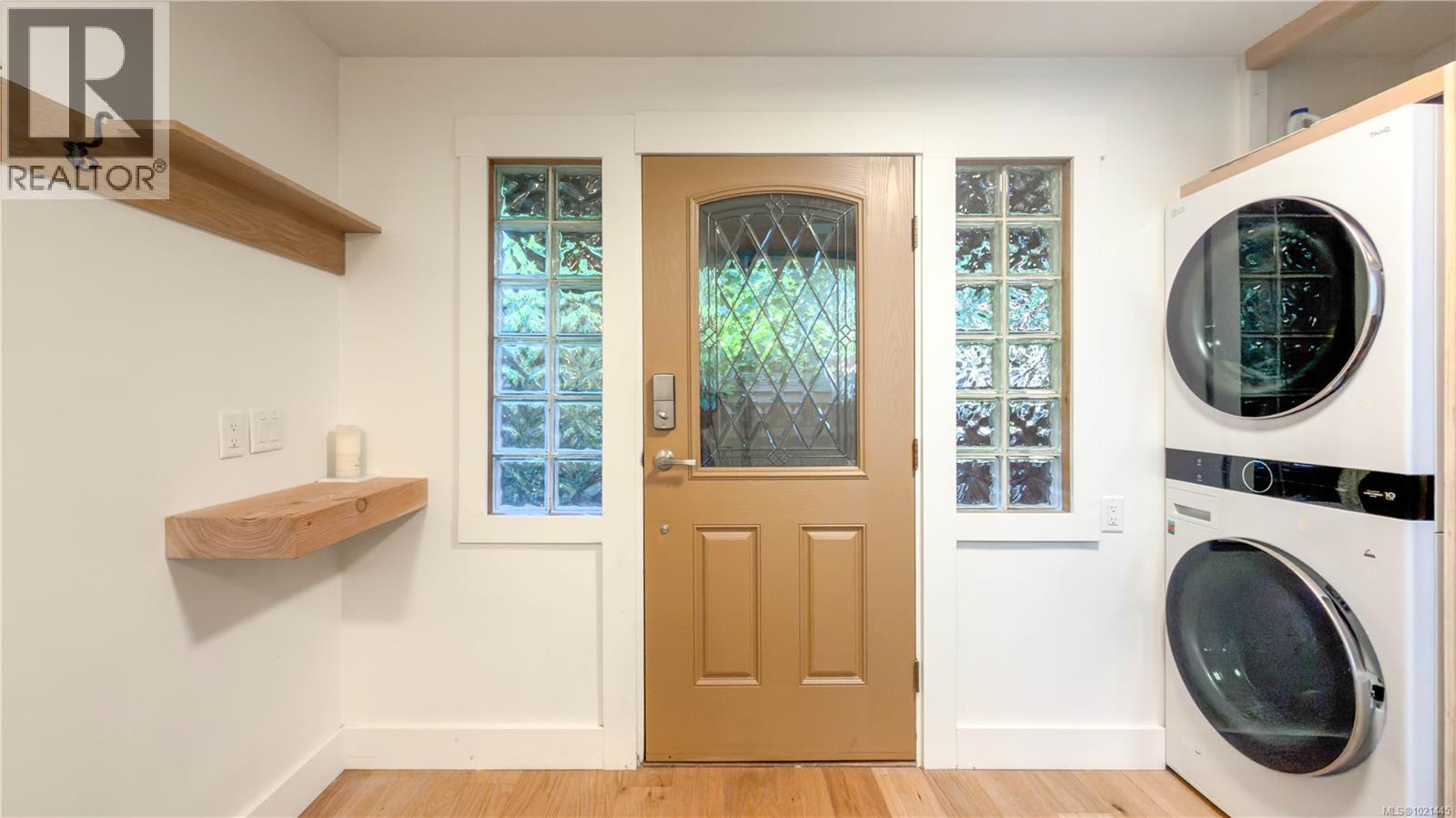 1709 Falcon Heights Rd - 6