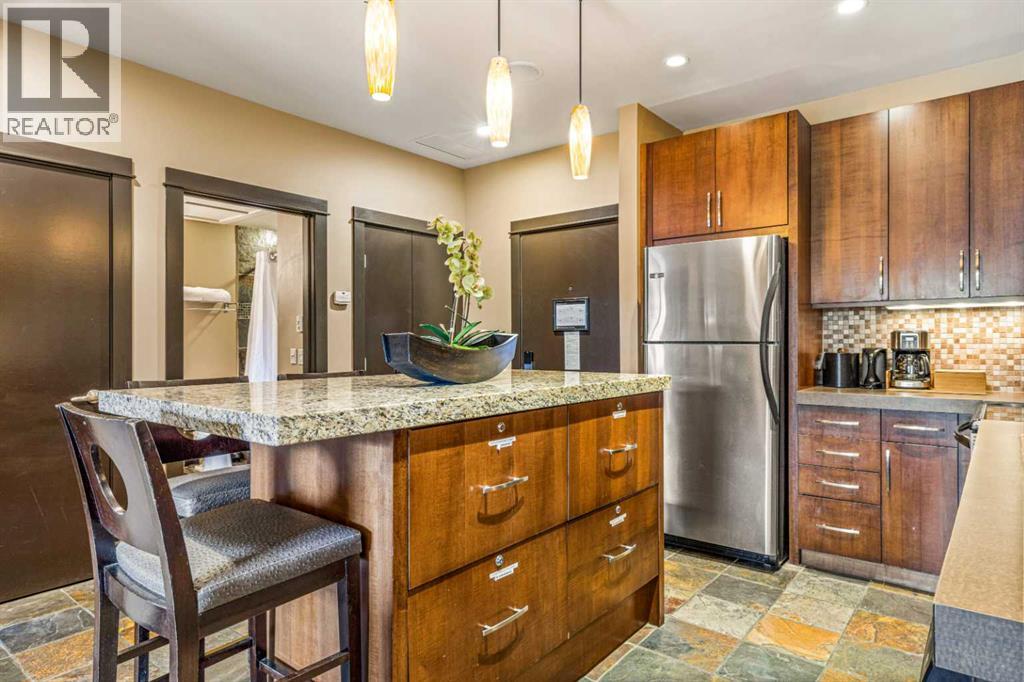 #109 A&B RotD 1818 Mountain Avenue - 6